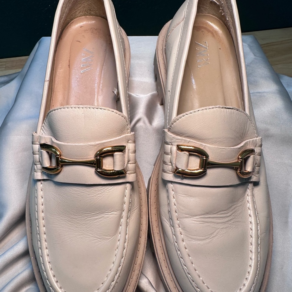 Zara buckle leather lug sole loafer shoes beige Size 9/ EU 40 - Picture 6 of 8